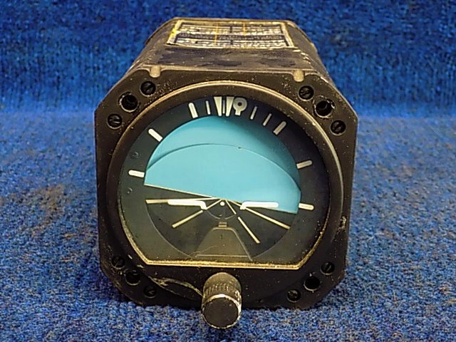 700-4CF Aviation Inst - Instrument - Attitude Gyro - Gyro Horizon